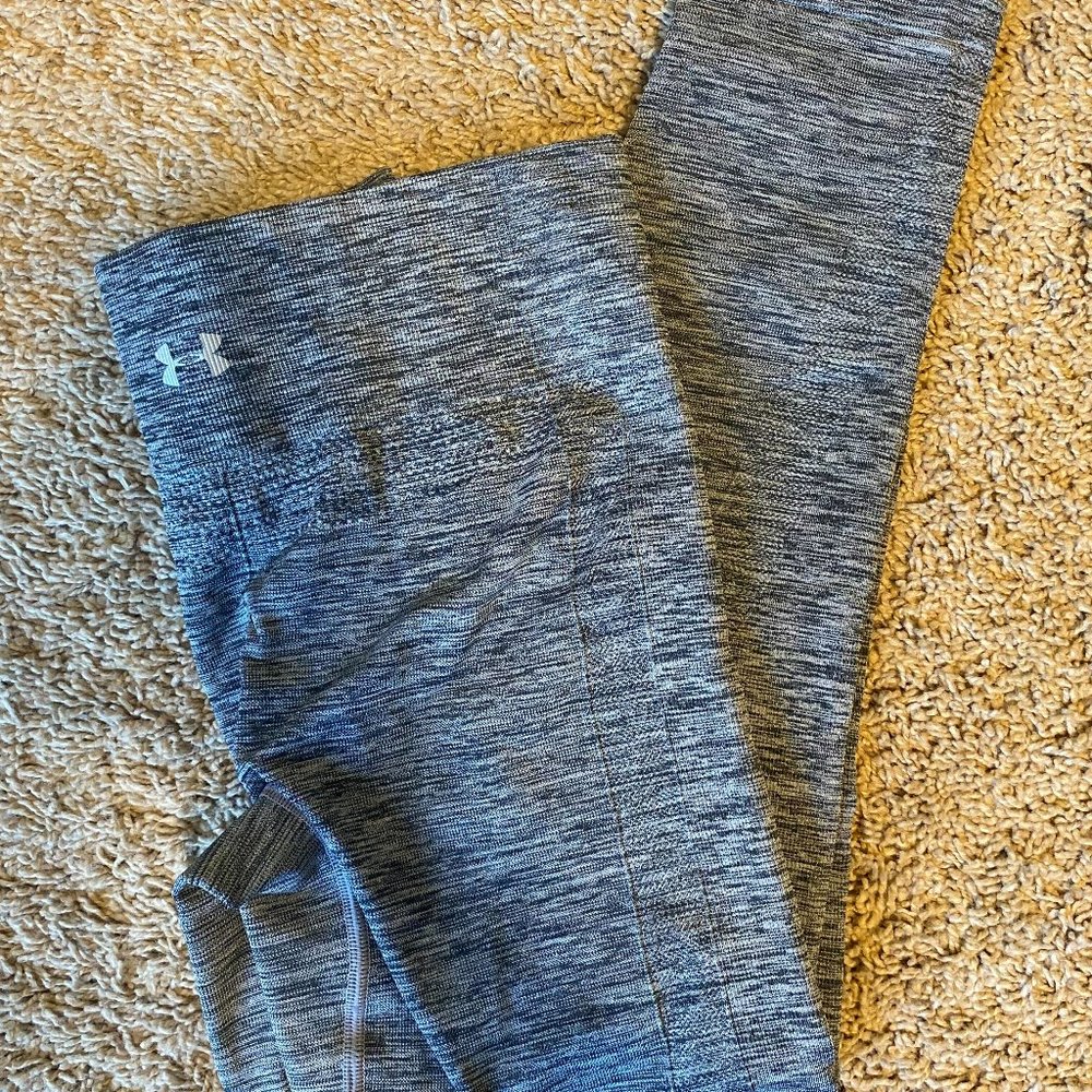 Under Armor workout leggings